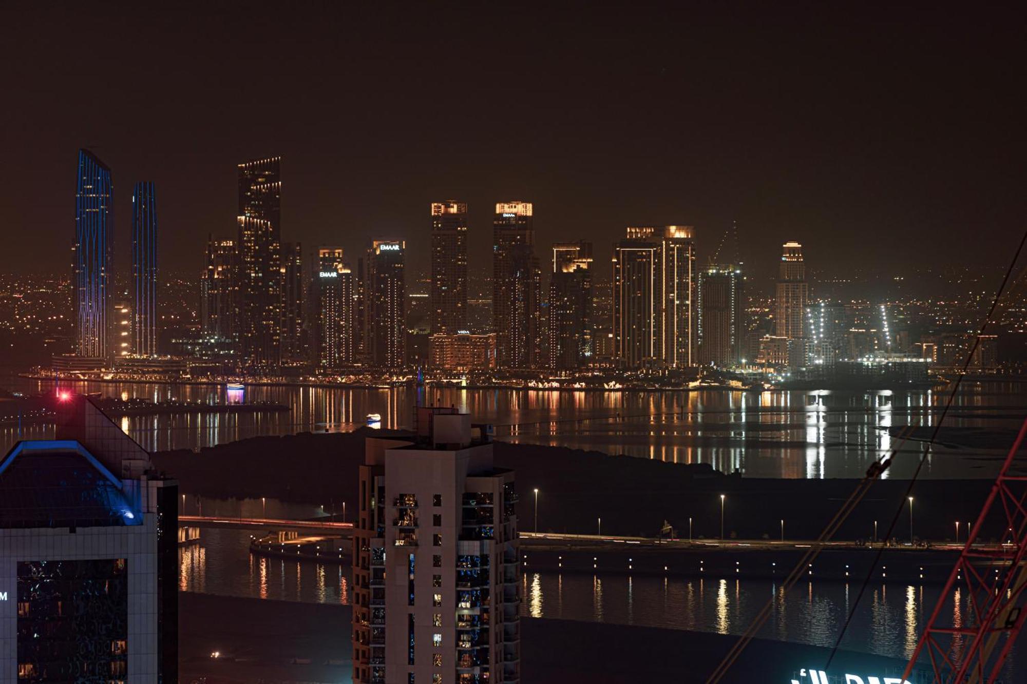 Smartstay At Burj Royale - Full Burj Khalifa View - Brand New Luxury Apartments 迪拜 外观 照片