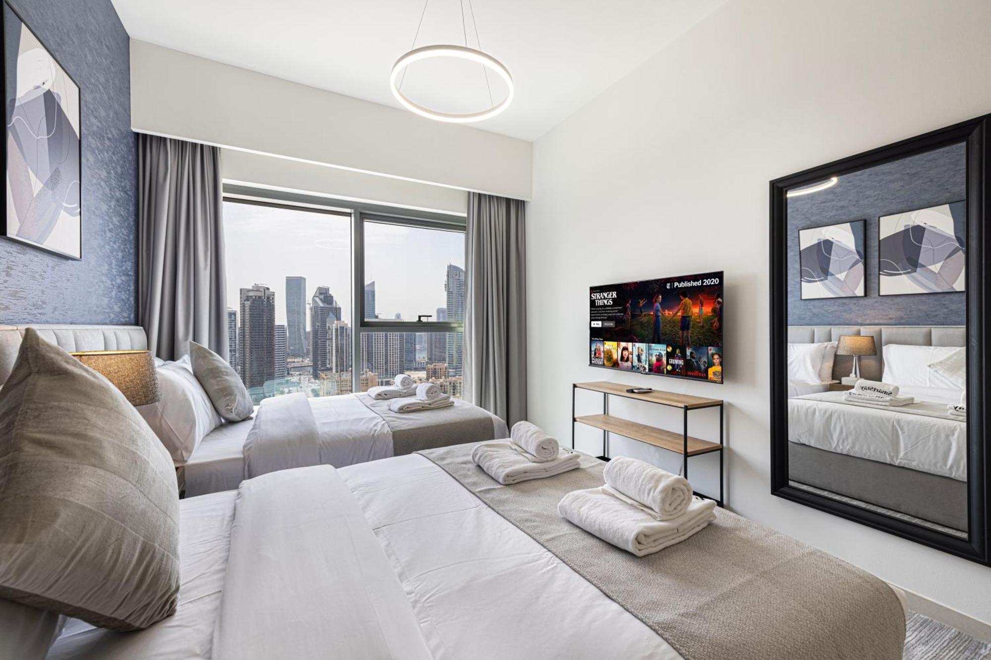 Smartstay At Burj Royale - Full Burj Khalifa View - Brand New Luxury Apartments 迪拜 外观 照片