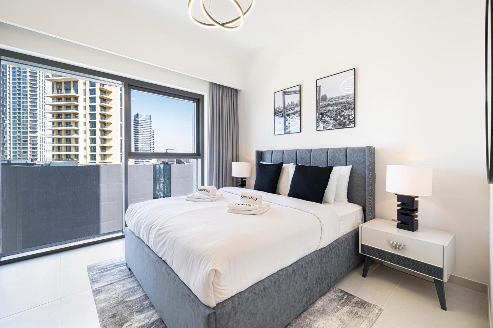 Smartstay At Burj Royale - Full Burj Khalifa View - Brand New Luxury Apartments 迪拜 外观 照片